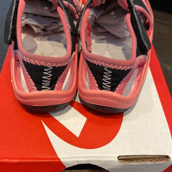 Nike Sunday Protect (TD) size 8c GUC - Picture 3 of 7